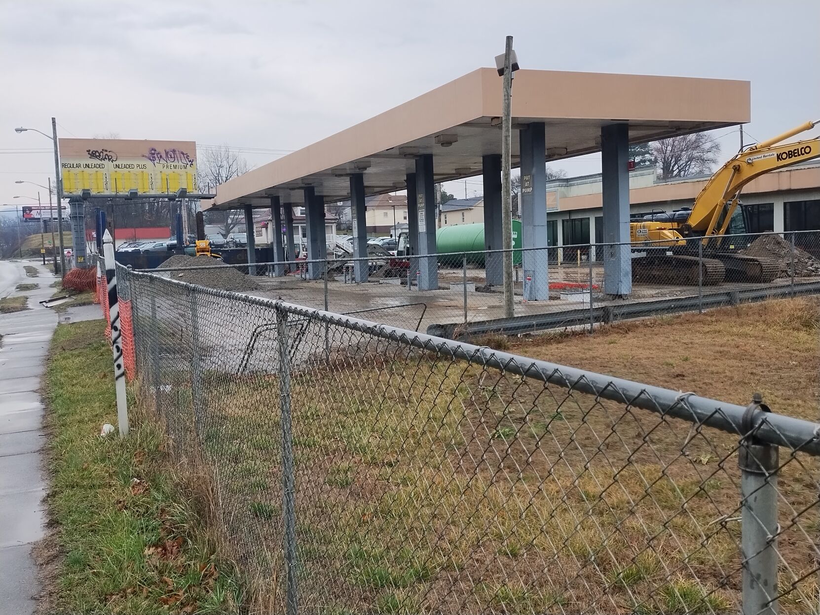Convenience store attached to Gas Mirai Site